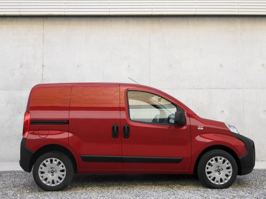  Citroen Nemo 2008 года  (фото 15 из 16)